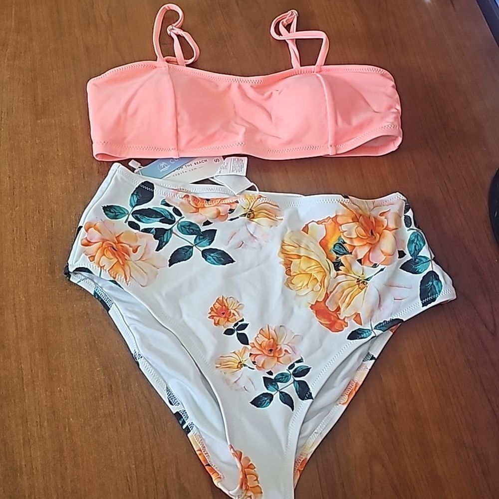 Cupshe bikini features floral high waisted bottoms bandeau top size small